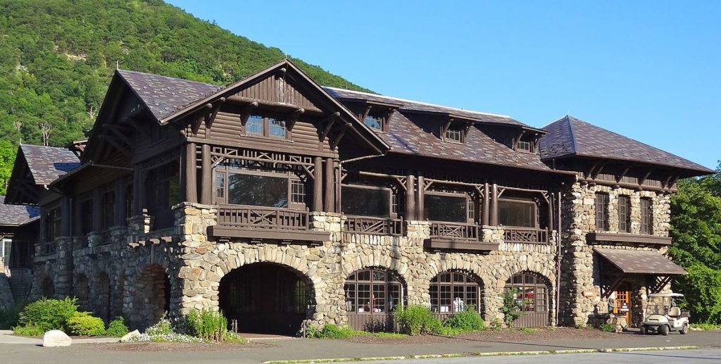 Bear Mountain NY best lodging