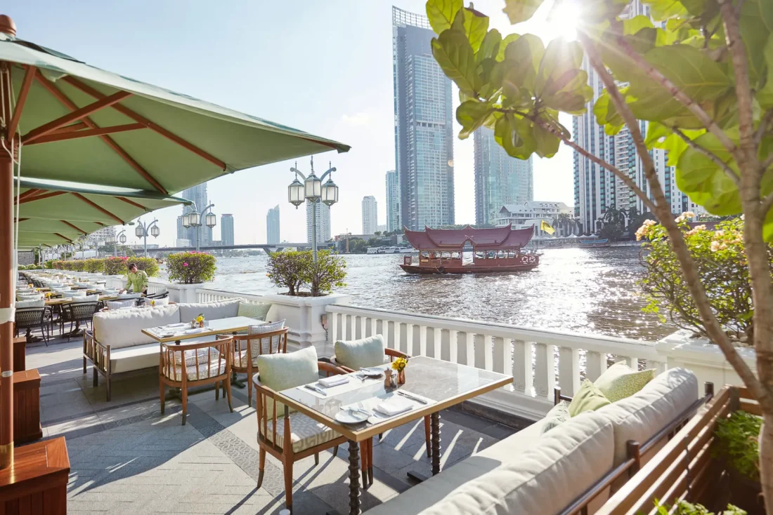 Naturedeprived.com-the-travler-blog-magazine-represnet-book-your-stay-mandarin-oriental-bangkok-the-verandah-outside